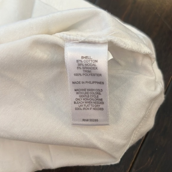 Express cami white tank M EUC - Picture 8 of 8